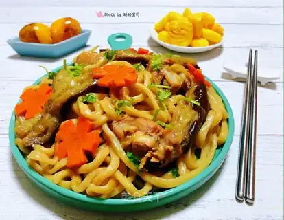 Chicken leg eggplant noodles