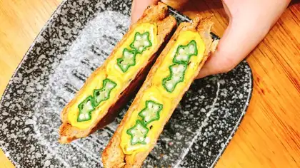 Autumn thick egg sandwich