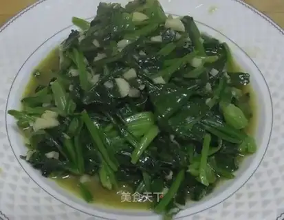 Garlic spinach