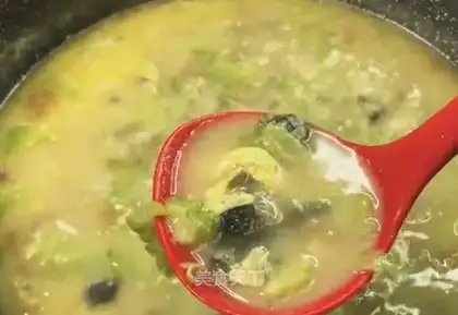 Suffering melon omelet soup