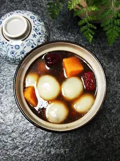 Black sugar, red potato soup