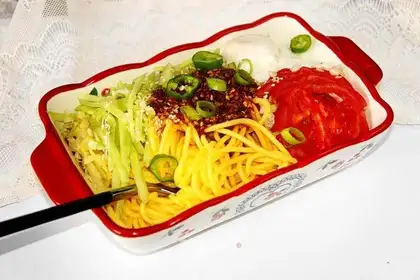 Spicy corn noodles