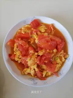 Tomato fried eggs
