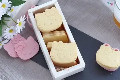 Cheese crackers