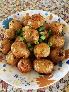 Garlic potatoes