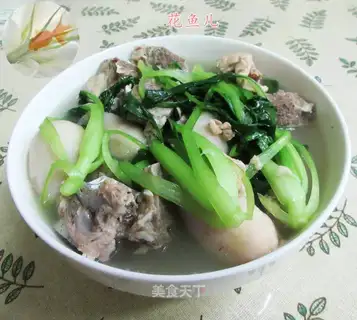 Chicken-crunch broth