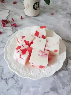 Watermelon pudding