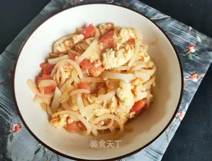 Onion fried eggs