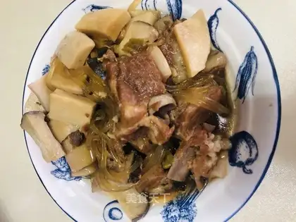 Pork chops, mushroom powder