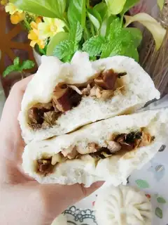 Frozen meat buns