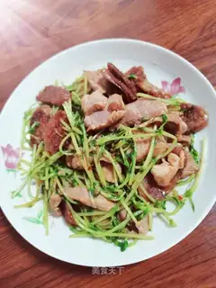 Bean seeded sausage