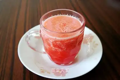 Fresh apple watermelon juice