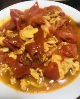 Tomato fried eggs