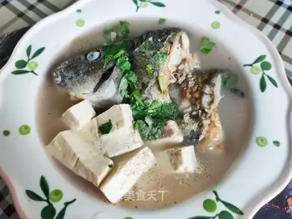 Fish tofu soup