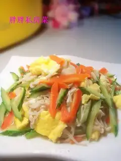 Scrambled eggs with mushroom and cucumber