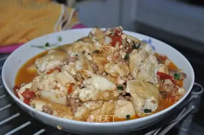 Braised tofu with minced meat
