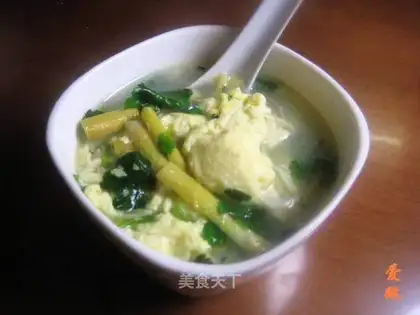 Bamboo shoots and shrimp egg soup