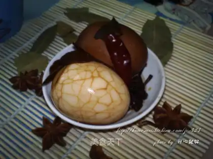 Spiced tea egg