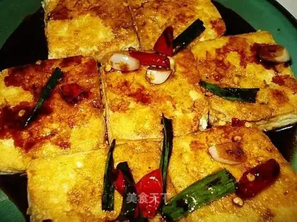 Pan-fried stinky tofu
