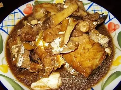 Braised horse noodle fish