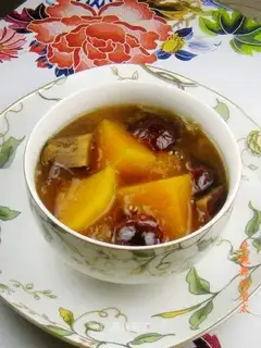 Red dates, tremella and pumpkin soup