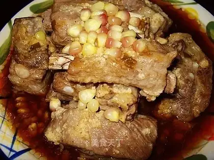 Simply steamed pork ribs