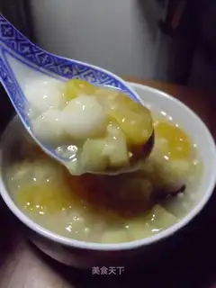 Red dates and fruit soup
