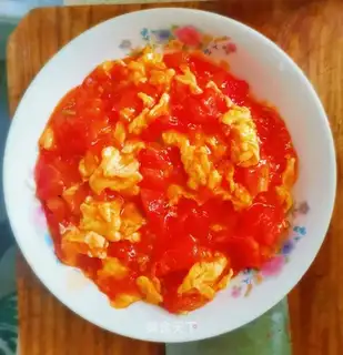 Tomato fried eggs