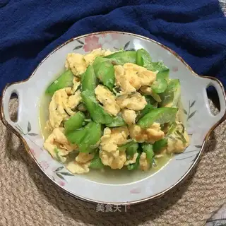 Eggs, shrimp, silk