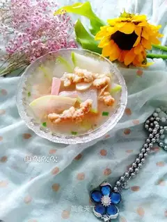 Sour melon soup