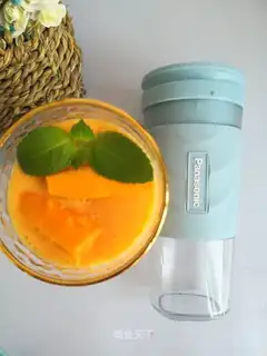 Mango milkshake