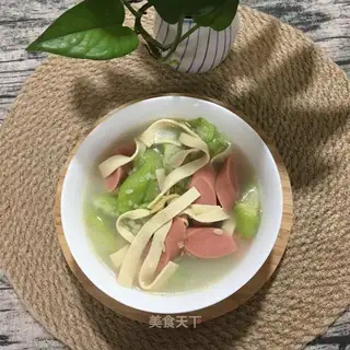 Spade bean and ham soup