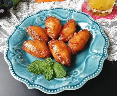 Bronco-cracker wings