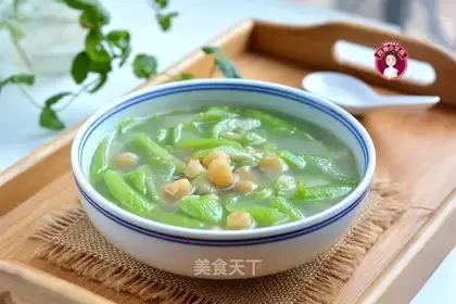 Smelt-bread soup