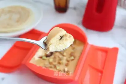 American sausage steamed eggs