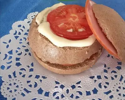 Wheat sandwich buns