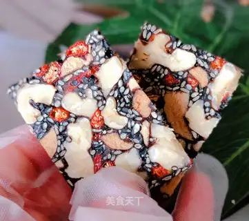 It's pure handmade pastry