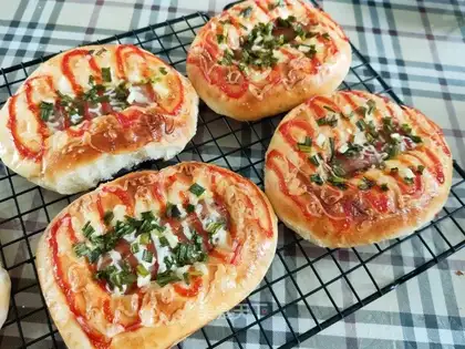 Sausage bread