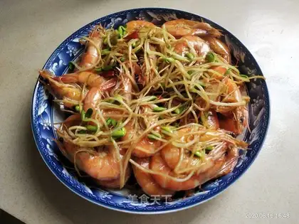 Shrimp sprouts