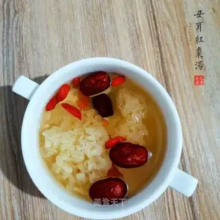 Ugly red date soup