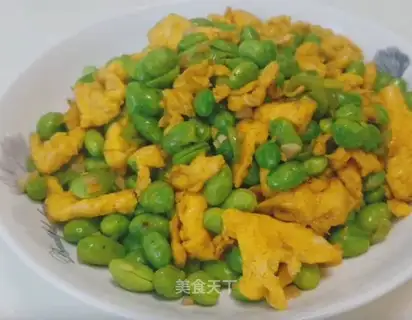 Bean fried eggs