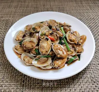 Tasty fried clams
