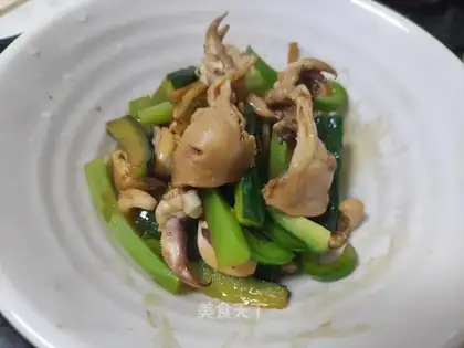 Quino cucumber ink