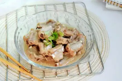 Sour sauce evaporation ribs