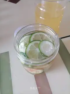 Honey lemon tea