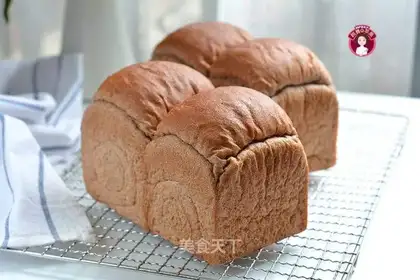 ♪ Polish black barley cream toast ♪