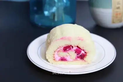 Flamingo cake roll
