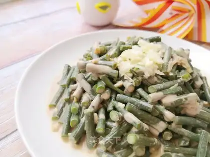 Garlic beans