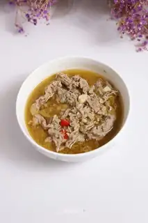 Sour, spicy cow soup