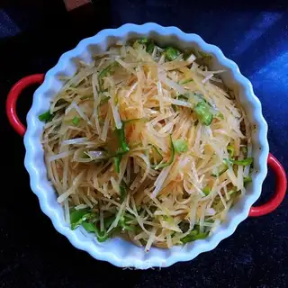 Pepper with potatoes